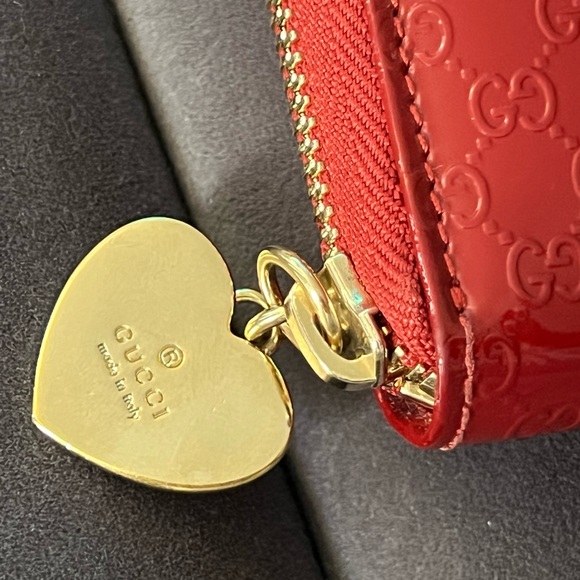 Gucci zippy wallet; color red; in a great condition - Picture 4 of 7